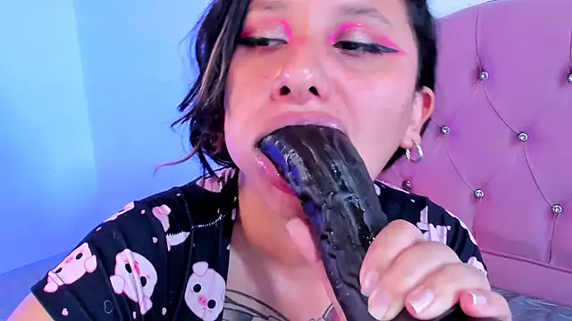 Mila nixon02 online show from December 2024 06:43:01 PM