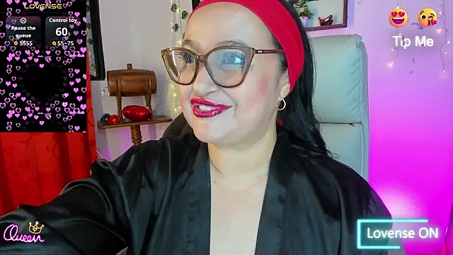 Gia Nahomi online show from March 2026 11:09:01 PM