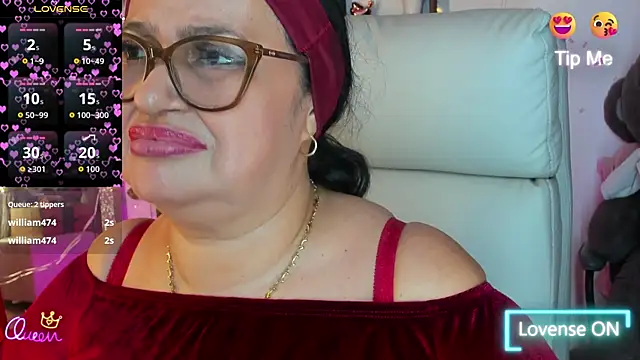 Gia Nahomi online show from May 2026 11:34:04 PM