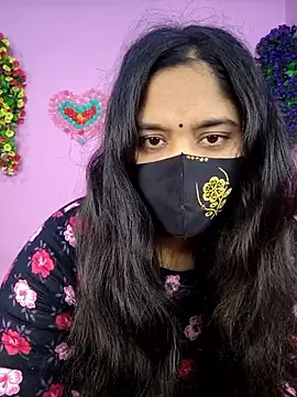 Hot Maleka online show from December 2025 01:21:02 AM