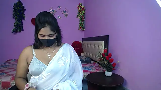 Hot Maleka online show from June 2026 04:57:02 PM