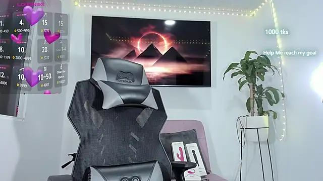 emily palmeer online show from December 2025 09:47:02 AM