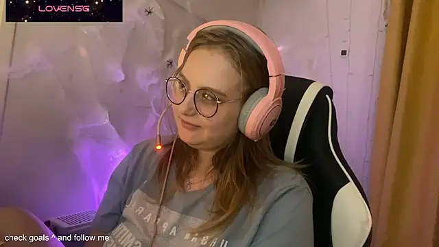 Snapshot of JacyWinslat chatting on October 2025 05:46:01 PM JacyWinslat online show from October 2025 05:46:01 PM