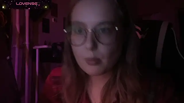 Snapshot of JacyWinslat chatting on November 2025 07:46:01 PM JacyWinslat online show from November 2025 07:46:01 PM