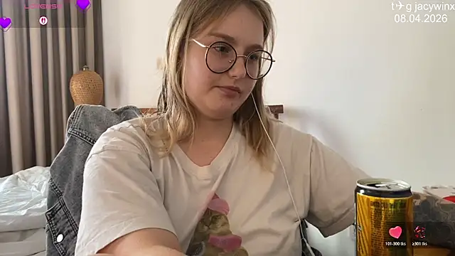 JacyWinslat online show from April 2026 10:48:01 AM