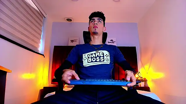 NeoRaptis online show from September 2025 08:10:01 PM