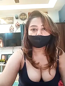 Snapshot of Cute-mona chatting on February 2026 10:40:02 AM Cute-mona online show from February 2026 10:40:02 AM