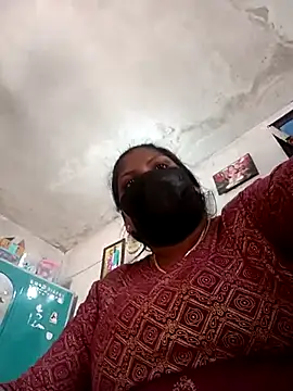 Snapshot of kavinila20 chatting on February 2025 06:21:01 AM kavinila20 online show from February 2025 06:21:01 AM