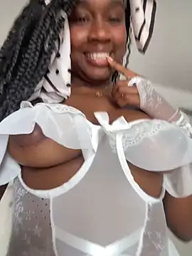 Snapshot of EscorpiLeoncita chatting on May 2026 08:33:02 AM EscorpiLeoncita online show from May 2026 08:33:02 AM
