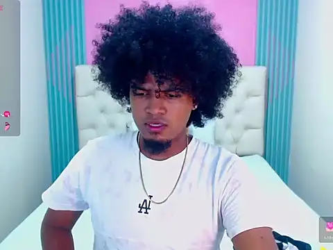 JaicobRuneer online show from October 2025 10:39:01 PM