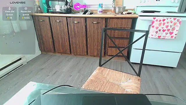 Snapshot of Kittyymaze1 chatting on February 2025 01:28:01 PM Kittyymaze1 online show from February 2025 01:28:01 PM