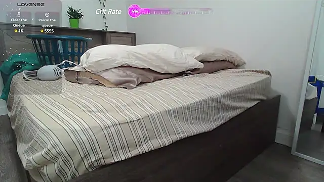 Snapshot of Kittyymaze1 chatting on February 2025 04:02:01 PM Kittyymaze1 online show from February 2025 04:02:01 PM