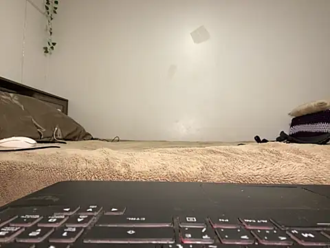 Snapshot of Kittyymaze1 chatting on September 2025 12:17:02 PM Kittyymaze1 online show from September 2025 12:17:02 PM