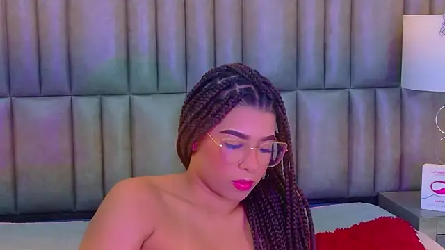 TiaraRosse online show from February 2026 04:05:02 AM