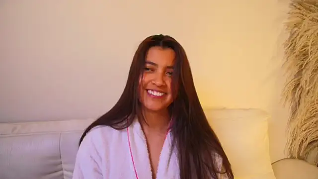 Rebeca Williams  online show from February 2025 03:18:01 AM