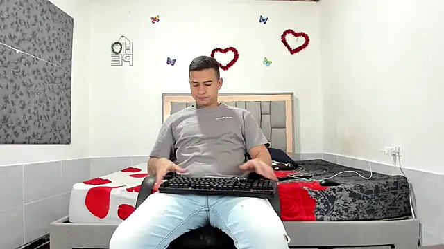 simookeler online show from September 2025 10:59:02 PM