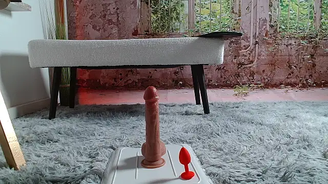 priselvis23 online show from March 2025 06:59:02 PM