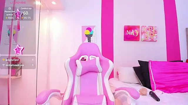 Snapshot of scarlette_15_ chatting on March 2025 09:09:02 AM scarlette 15 online show from March 2025 09:09:02 AM