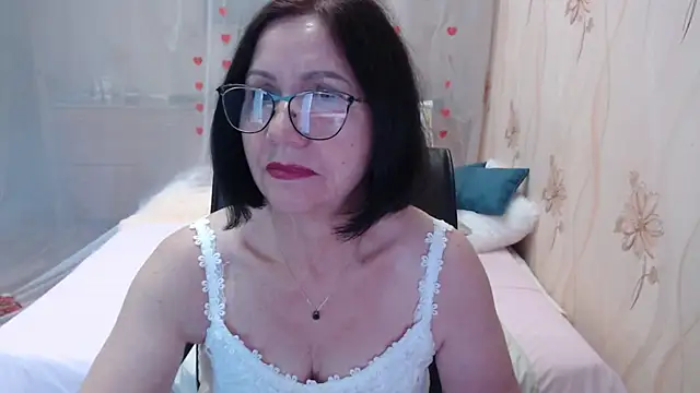 Snapshot of OlgaHottie chatting on November 2025 10:56:02 PM OlgaHottie online show from November 2025 10:56:02 PM