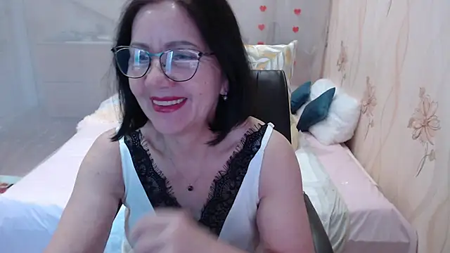 Snapshot of OlgaHottie chatting on November 2025 11:36:02 PM OlgaHottie online show from November 2025 11:36:02 PM