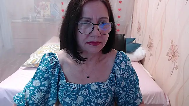 Snapshot of OlgaHottie chatting on November 2025 12:57:01 AM OlgaHottie online show from November 2025 12:57:01 AM