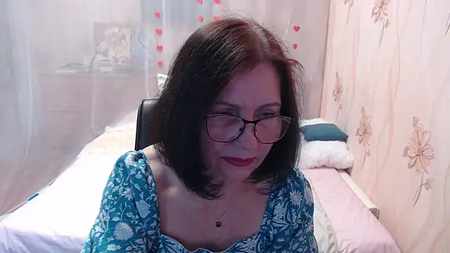 Snapshot of OlgaHottie chatting on November 2025 11:19:02 PM OlgaHottie online show from November 2025 11:19:02 PM