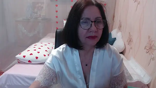 Snapshot of OlgaHottie chatting on December 2025 11:43:01 PM OlgaHottie online show from December 2025 11:43:01 PM