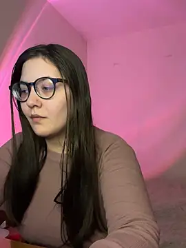 Prudie Gabriella online show from September 2025 01:26:02 PM