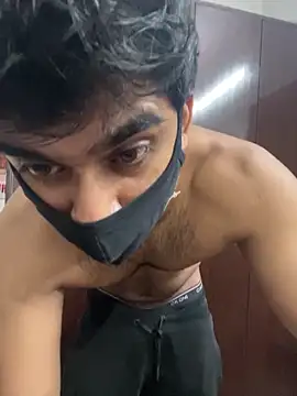 Snapshot of John_desihunk chatting on December 2024 04:20:02 PM John desihunk online show from December 2024 04:20:02 PM