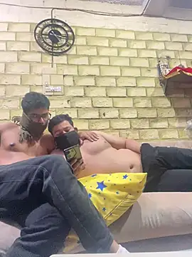 Snapshot of John_desihunk chatting on February 2025 09:52:01 PM John desihunk online show from February 2025 09:52:01 PM