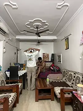 Snapshot of John_desihunk chatting on June 2026 09:35:02 AM John desihunk online show from June 2026 09:35:02 AM