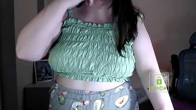 cute and hot online show from March 2026 10:09:01 PM