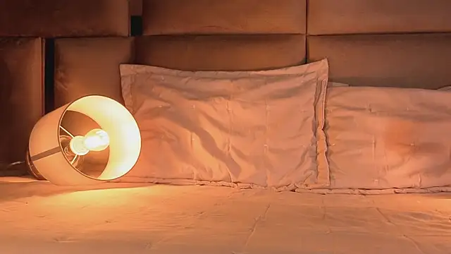 angelinepossy online show from November 2025 09:38:02 PM