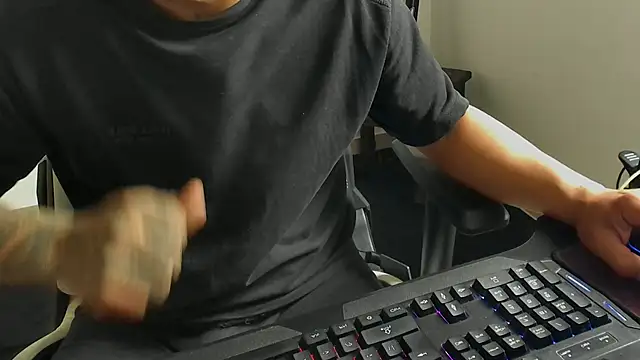 Snapshot of stebankechima chatting on October 2025 06:08:02 PM stebankechima online show from October 2025 06:08:02 PM