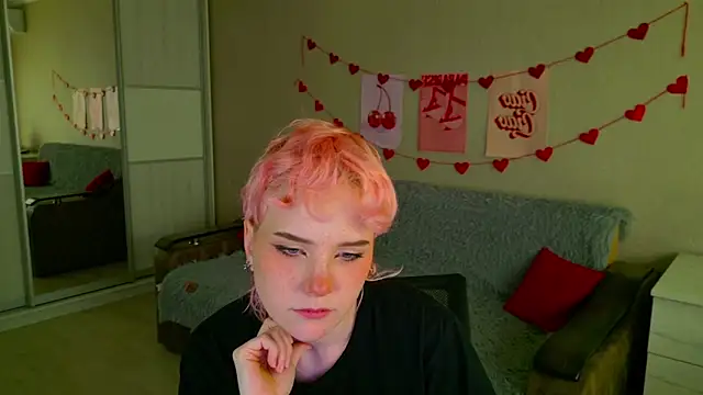 Snapshot of School_Love chatting on September 2025 11:04:02 AM School Love online show from September 2025 11:04:02 AM