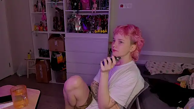 School Love online show from December 2025 07:12:01 AM