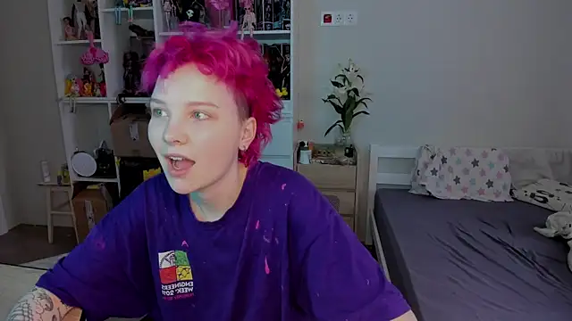 School Love online show from December 2025 07:15:02 AM