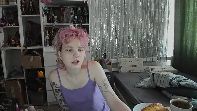 School Love online show from March 2026 07:12:02 AM