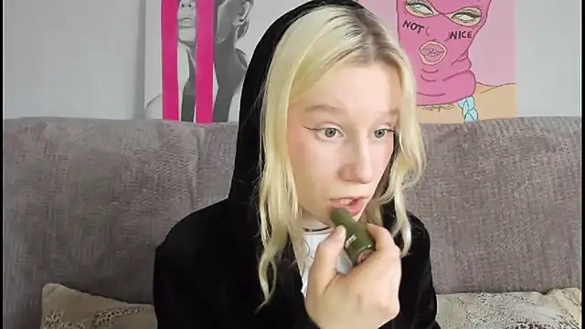 EnigmaSee online show from November 2025 02:23:01 AM