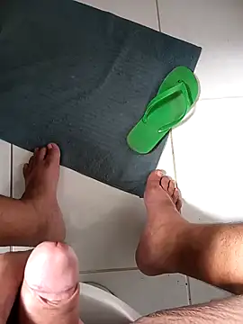 Snapshot of lobomisterioso13 chatting on December 2024 11:22:01 AM lobomisterioso13 online show from December 2024 11:22:01 AM