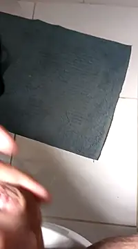 Snapshot of lobomisterioso13 chatting on February 2025 12:14:02 PM lobomisterioso13 online show from February 2025 12:14:02 PM