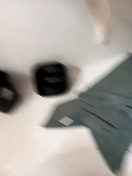 Snapshot of lobomisterioso13 chatting on December 2025 12:03:02 PM lobomisterioso13 online show from December 2025 12:03:02 PM