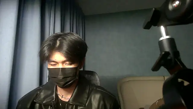 Snapshot of wuzhimao0207 chatting on June 2026 04:02:01 PM wuzhimao0207 online show from June 2026 04:02:01 PM