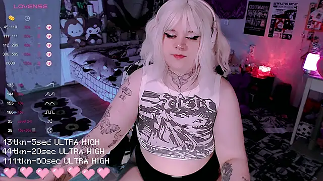 Snapshot of noori__hope chatting on October 2025 08:10:01 PM noori hope online show from October 2025 08:10:01 PM