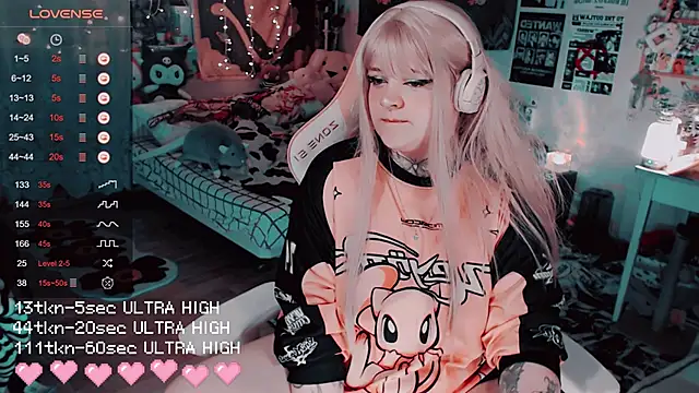 Snapshot of noori__hope chatting on November 2025 09:35:02 PM noori hope online show from November 2025 09:35:02 PM