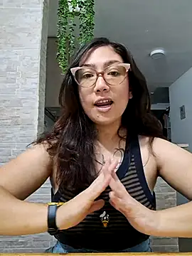 Mia Ruiz online show from March 2025 03:37:02 AM