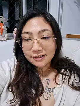 Mia Ruiz online show from November 2025 03:18:02 AM