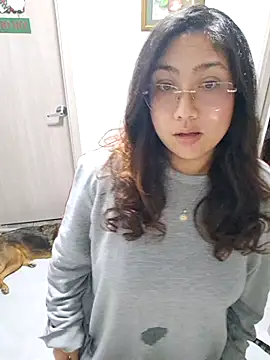 Mia Ruiz online show from November 2025 03:06:01 AM