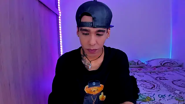 aldrinwhite online show from January 2026 05:18:02 PM