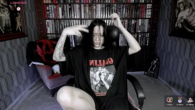 Snapshot of Medusa__Gorgona chatting on May 2026 02:14:01 PM Medusa Gorgona online show from May 2026 02:14:01 PM